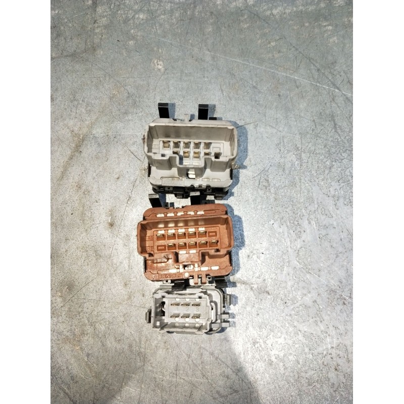 Recambio de mando elevalunas delantero izquierdo para renault scénic ii (jm0/1_) 1.9 dci (jm14) referencia OEM IAM 2808203 5P 01