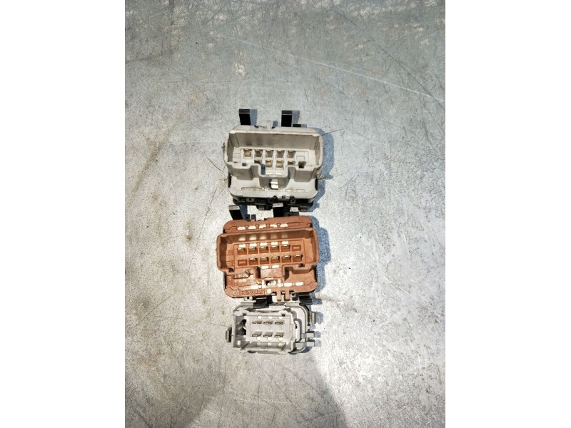 Recambio de mando elevalunas delantero izquierdo para renault scénic ii (jm0/1_) 1.9 dci (jm14) referencia OEM IAM 2808203 5P 01