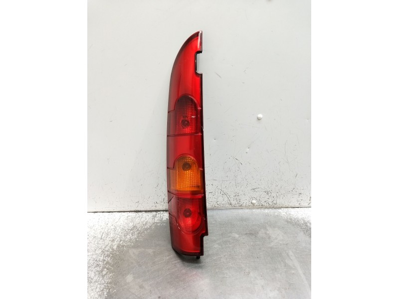 Recambio de piloto trasero izquierdo para renault kangoo express (fc0/1_) 1.5 dci (fc07, fc1r) referencia OEM IAM   