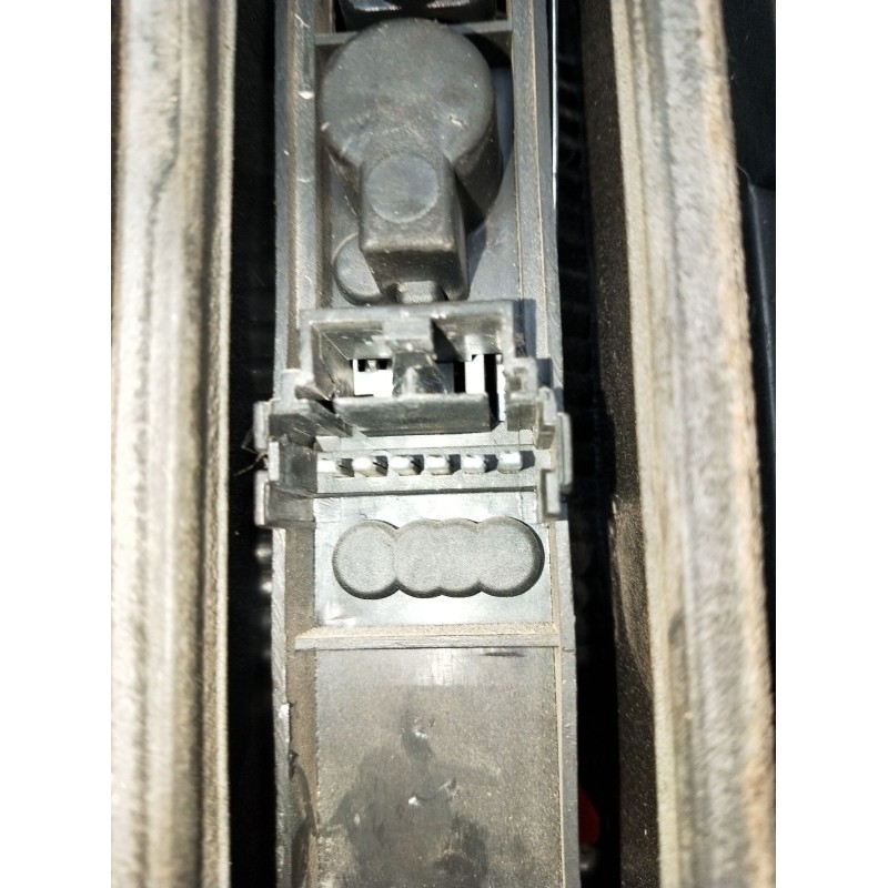 Recambio de piloto trasero izquierdo para renault kangoo express (fc0/1_) 1.5 dci (fc07, fc1r) referencia OEM IAM   