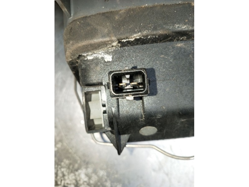 Recambio de faro antiniebla izquierdo para peugeot 406 (8b) 1.9 td referencia OEM IAM 37090748S  