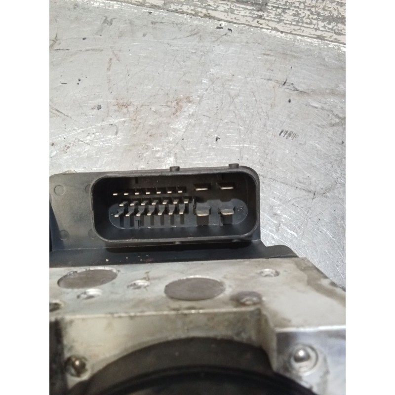 Recambio de abs para kia sportage ii (je_, km_) 2.0 crdi referencia OEM IAM 589202E1500 BH60123410 5WY7407C 589002E150 