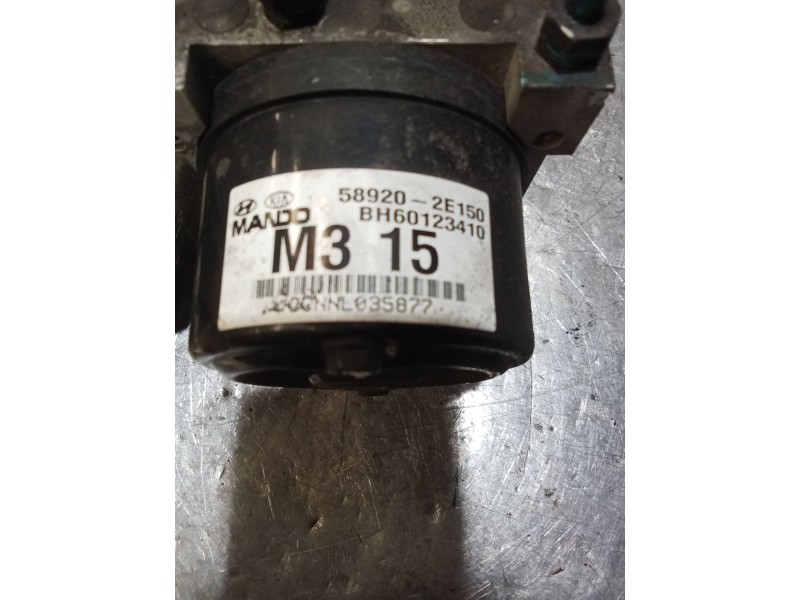 Recambio de abs para kia sportage ii (je_, km_) 2.0 crdi referencia OEM IAM 589202E1500 BH60123410 5WY7407C 589002E150 
