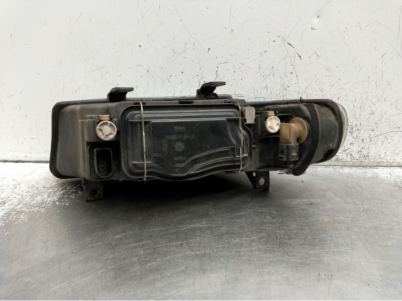 Recambio de faro derecho para seat toledo ii (1m2) 1.9 tdi referencia OEM IAM 1M1941002D 67742701 