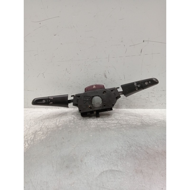 Recambio de mando luces para volkswagen lt 28-46 ii caja/chasis (2dc, 2df, 2dg, 2dl, 2dm) 2.5 tdi referencia OEM IAM 563240  