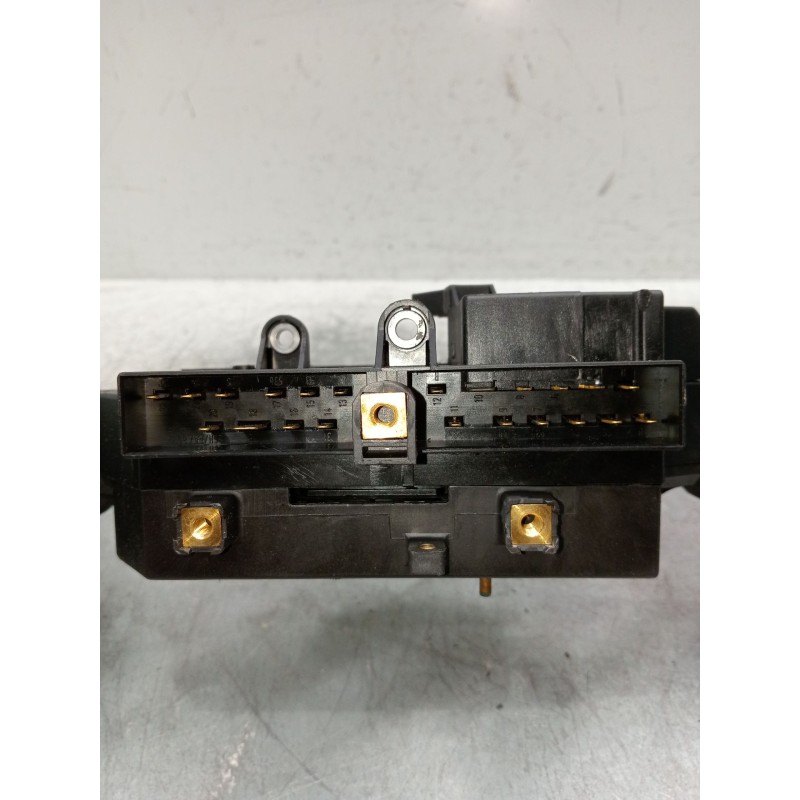 Recambio de mando luces para volkswagen lt 28-46 ii caja/chasis (2dc, 2df, 2dg, 2dl, 2dm) 2.5 tdi referencia OEM IAM 563240  