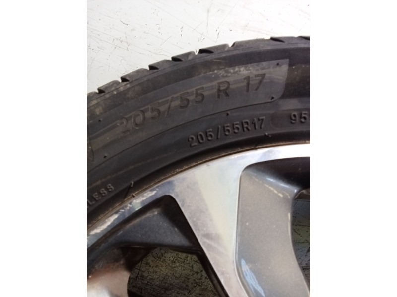 Recambio de juego llantas para kia stonic (yb) 1.0 t-gdi referencia OEM IAM 205/55 R17  
