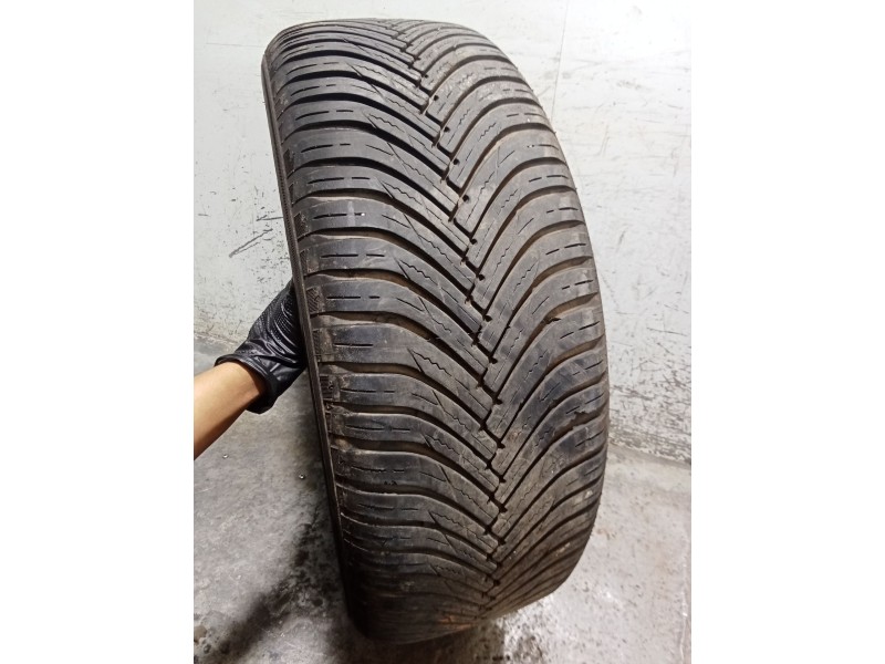 Recambio de juego llantas para kia stonic (yb) 1.0 t-gdi referencia OEM IAM 205/55 R17  