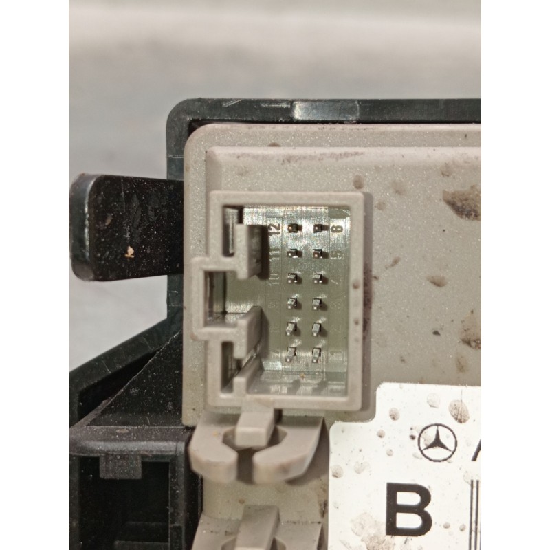 Recambio de conmutador de arranque para mercedes-benz clase a (w176) a 180 cdi blueefficiency (176.012) referencia OEM IAM A2469