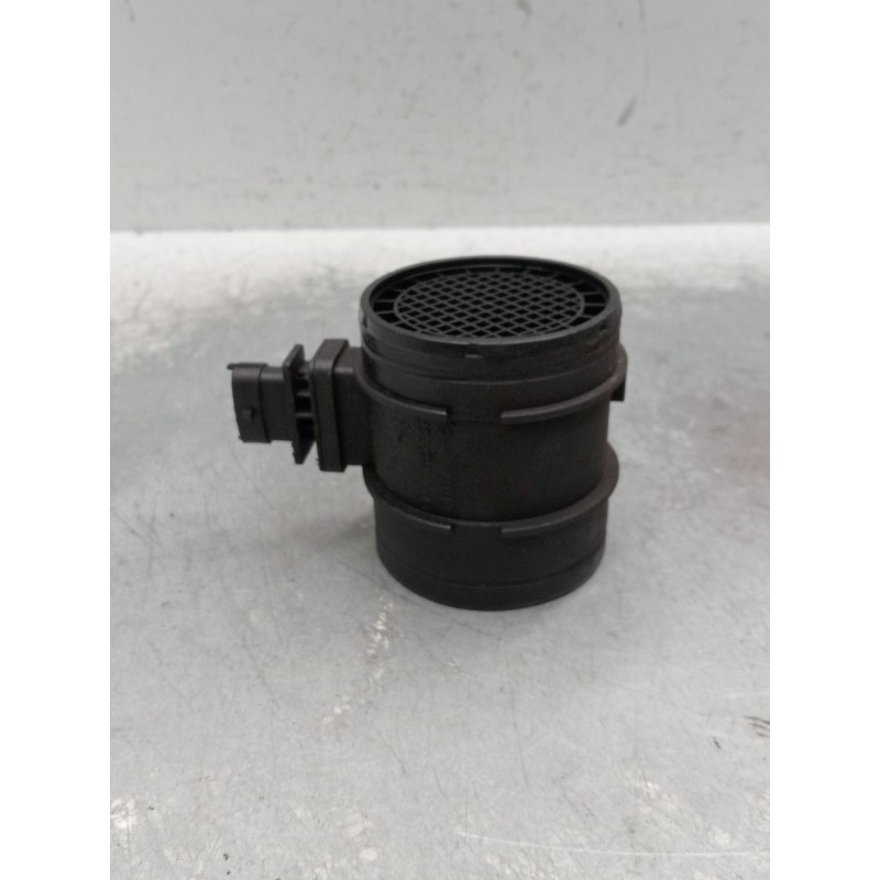 Recambio de caudalimetro para iveco daily v furgoneta 29s13, 29l13, 35c13, 35s13, 40c13, 40s13 referencia OEM IAM 0281006048 552