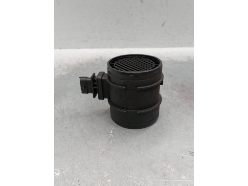 Recambio de caudalimetro para iveco daily v furgoneta 29s13, 29l13, 35c13, 35s13, 40c13, 40s13 referencia OEM IAM 0281006048 552