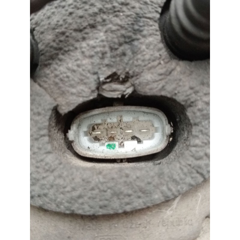 Recambio de bomba combustible para iveco daily v furgoneta 29s13, 29l13, 35c13, 35s13, 40c13, 40s13 referencia OEM IAM 058020304