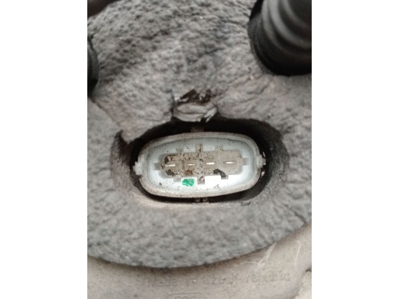 Recambio de bomba combustible para iveco daily v furgoneta 29s13, 29l13, 35c13, 35s13, 40c13, 40s13 referencia OEM IAM 058020304