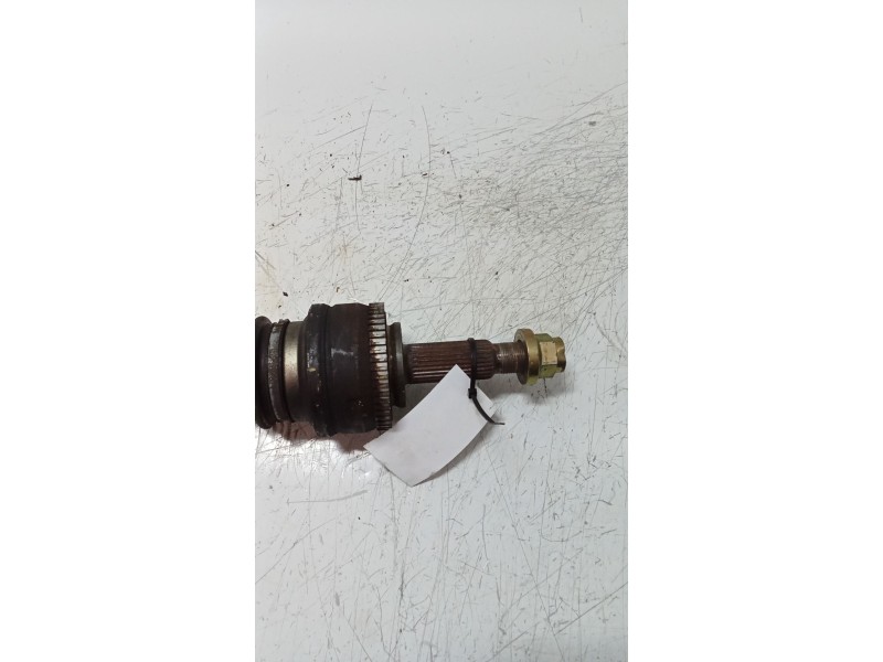 Recambio de transmision delantera derecha para ssangyong rodius 2.7 turbodiesel cat referencia OEM IAM PPH 6110HAR 0071586