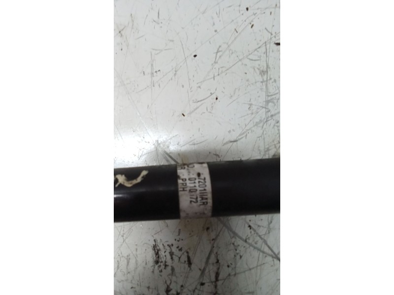 Recambio de transmision trasera izquierda para ssangyong rexton 2.7 turbodiesel cat referencia OEM IAM 72011AR  