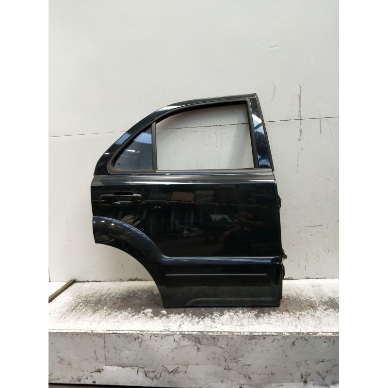 Recambio de puerta trasera derecha para kia sorento i (jc) 2.5 crdi referencia OEM IAM  5P 