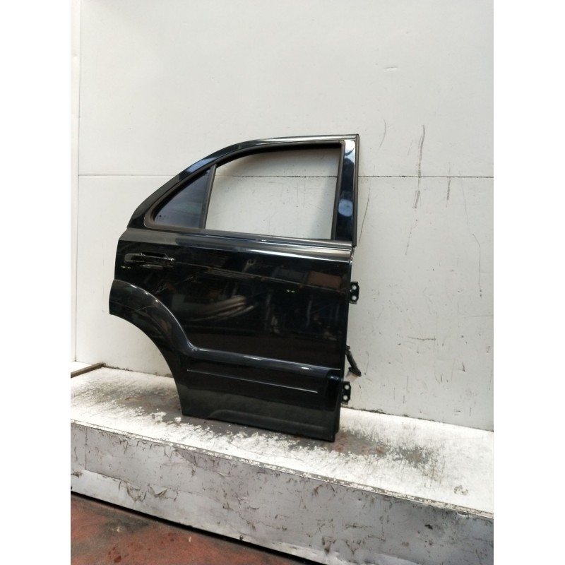 Recambio de puerta trasera derecha para kia sorento i (jc) 2.5 crdi referencia OEM IAM  5P 