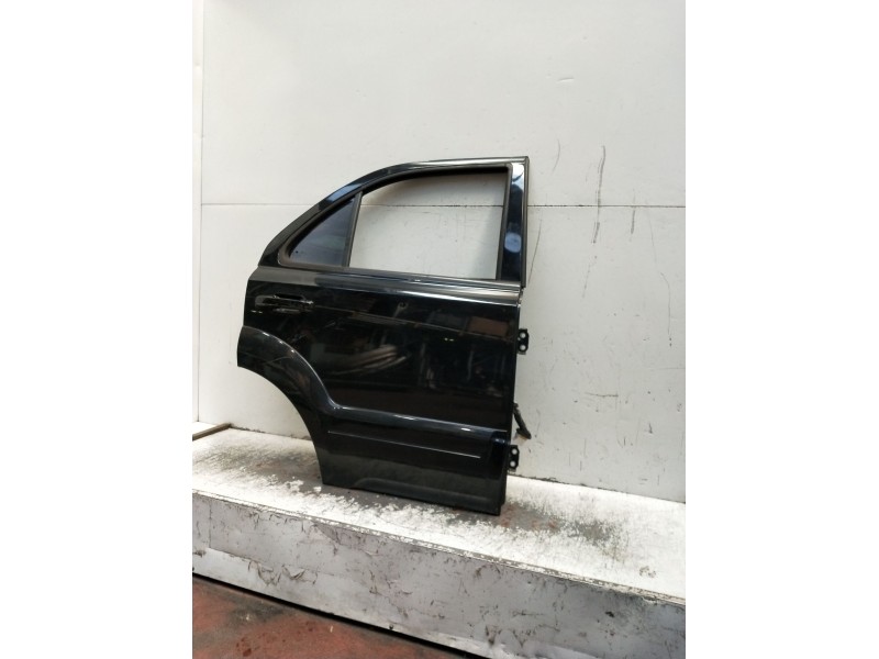 Recambio de puerta trasera derecha para kia sorento i (jc) 2.5 crdi referencia OEM IAM  5P 