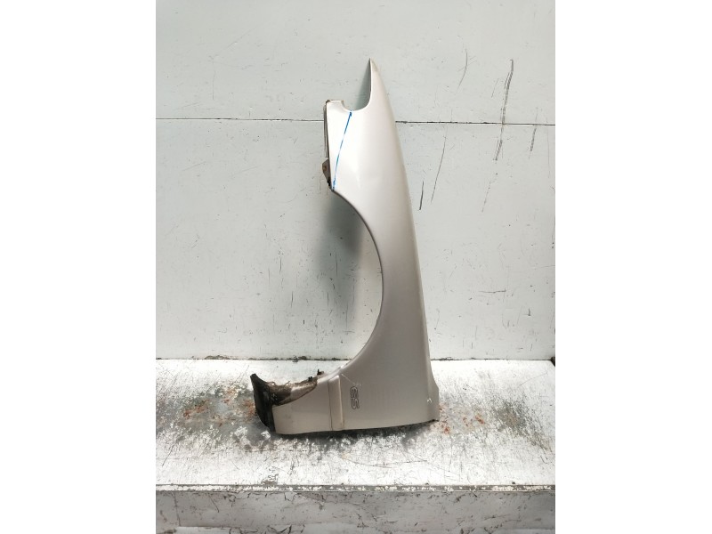 Recambio de aleta delantera izquierda para mazda 626 iv hatchback (ge) 2.5 24v (ge5p) referencia OEM IAM   