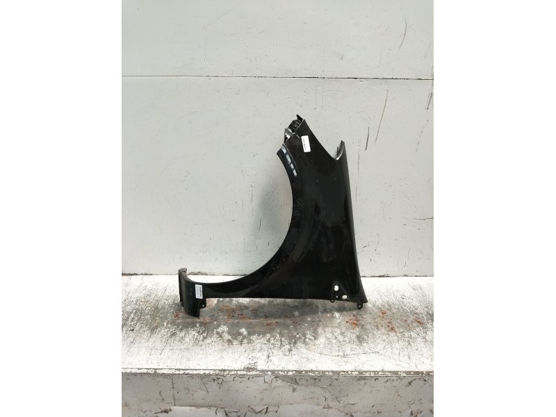 Recambio de aleta delantera izquierda para renault clio iii (br0/1, cr0/1) 1.5 dci (br0h, cr0h, cr1s, br1s) referencia OEM IAM  