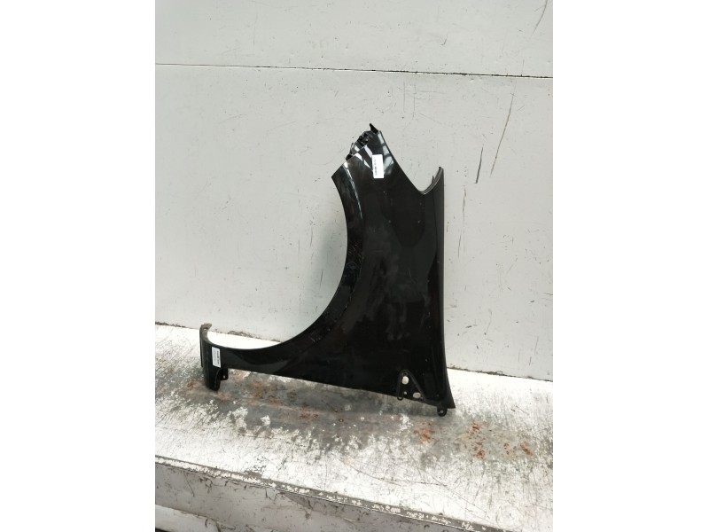 Recambio de aleta delantera izquierda para renault clio iii (br0/1, cr0/1) 1.5 dci (br0h, cr0h, cr1s, br1s) referencia OEM IAM  