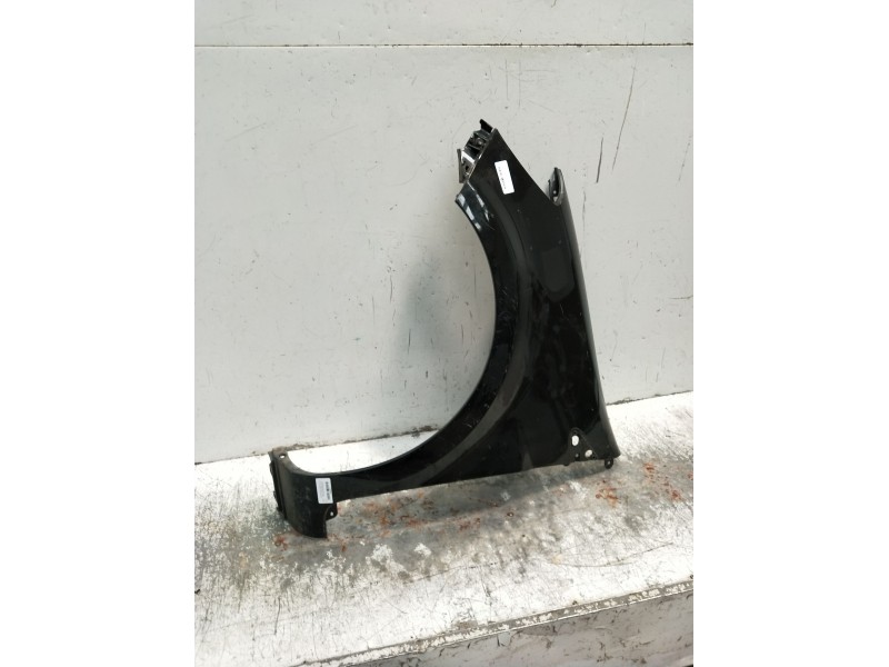 Recambio de aleta delantera izquierda para renault clio iii (br0/1, cr0/1) 1.5 dci (br0h, cr0h, cr1s, br1s) referencia OEM IAM  