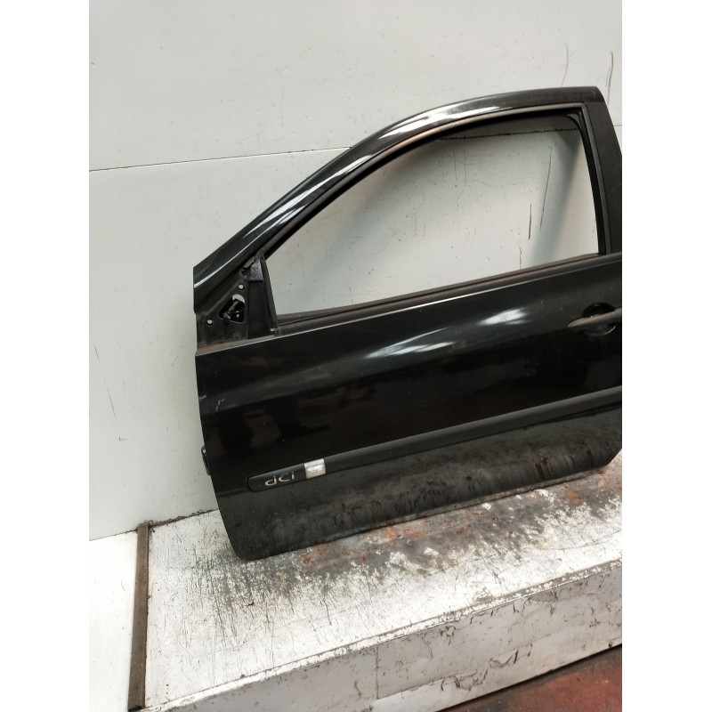 Recambio de puerta delantera izquierda para renault clio iii (br0/1, cr0/1) 1.5 dci (br0h, cr0h, cr1s, br1s) referencia OEM IAM 