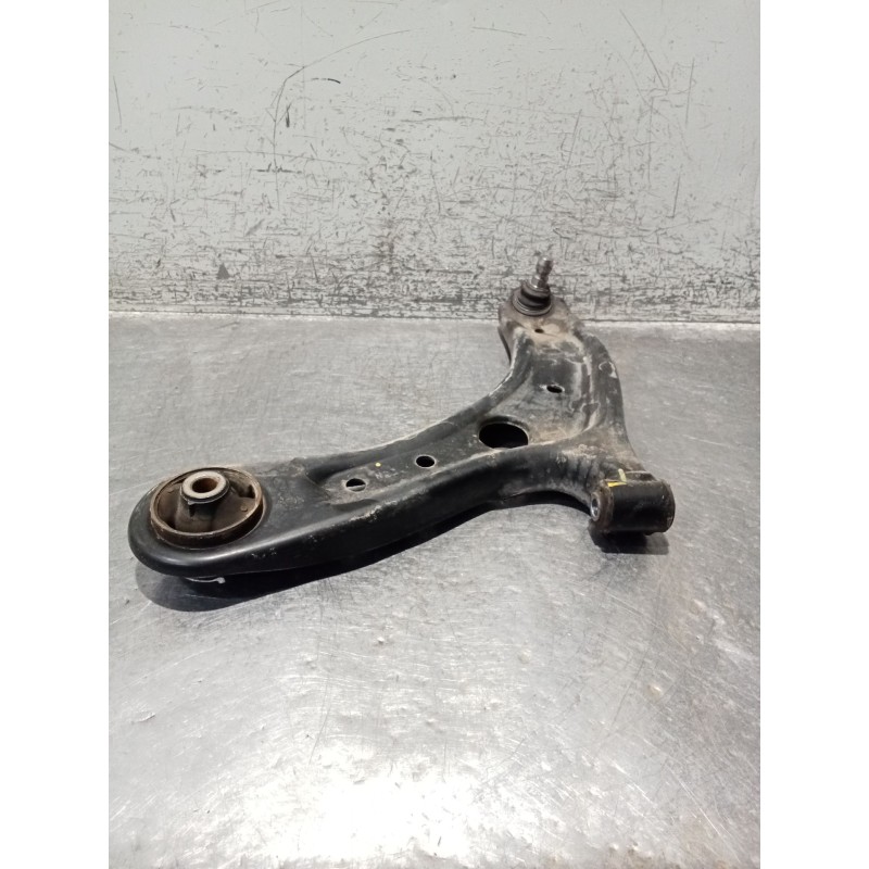 Recambio de brazo suspension inferior delantero izquierdo para kia stonic (yb) 1.0 t-gdi referencia OEM IAM   
