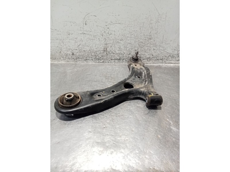 Recambio de brazo suspension inferior delantero izquierdo para kia stonic (yb) 1.0 t-gdi referencia OEM IAM   