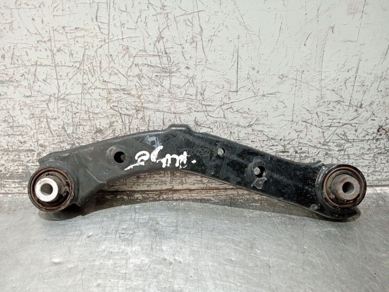 Recambio de brazo suspension superior trasero derecho para hyundai tucson (tl, tle) 1.7 crdi referencia OEM IAM 55100D3050  