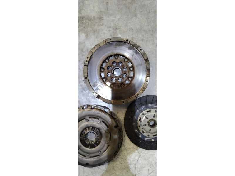Recambio de kit embrague para opel zafira tourer selective referencia OEM IAM   