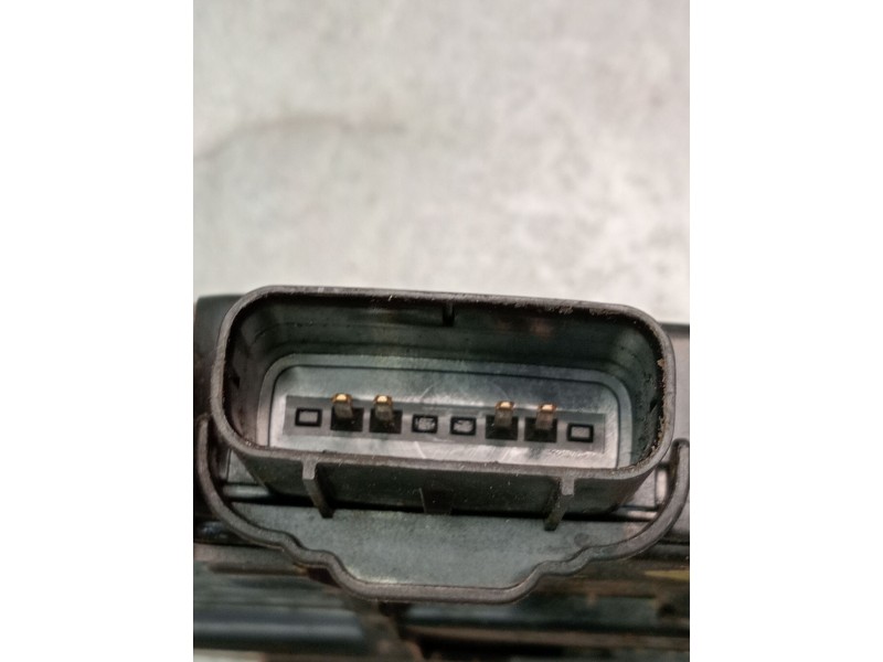 Recambio de motor cierre centralizado delantero derecho para kia stonic (yb) 1.0 t-gdi referencia OEM IAM 81320H8050 5p 