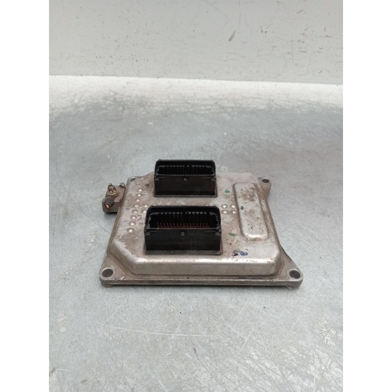 Recambio de centralita motor uce para opel vectra c gts (z02) 1.8 (f68) referencia OEM IAM 55355631 5WK9407 7022312533