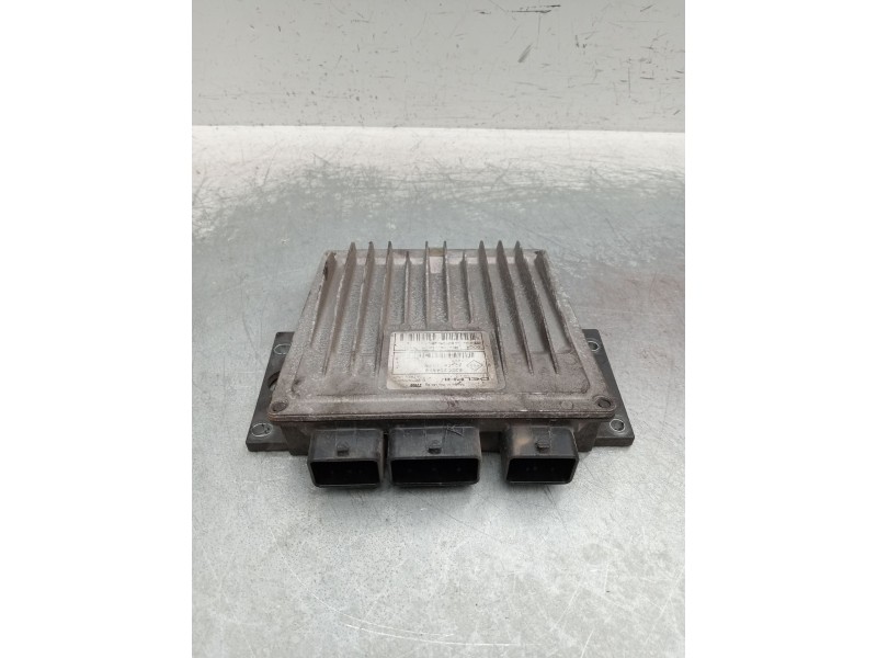 Recambio de centralita motor uce para renault megane ii sedán (lm0/1_) 1.5 dci (lm02, lm13, lm2a) referencia OEM IAM 8200334419 