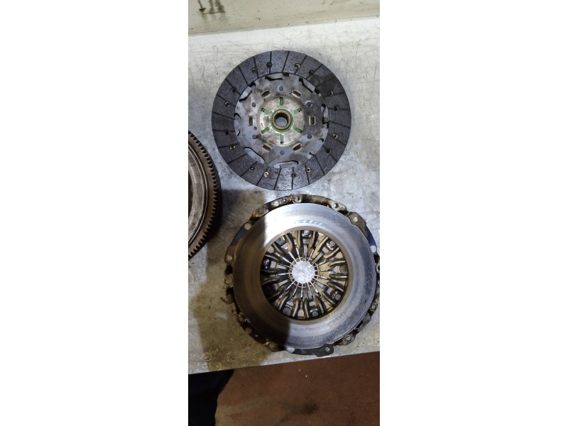 Recambio de kit embrague para opel zafira tourer selective referencia OEM IAM   