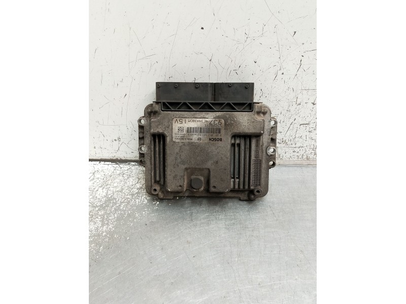 Recambio de centralita motor uce para alfa romeo gt (937_) 1.9 jtd (937cxn1b) referencia OEM IAM 0281012883 55206271 4E34A3BDM