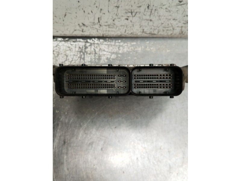 Recambio de centralita motor uce para alfa romeo gt (937_) 1.9 jtd (937cxn1b) referencia OEM IAM 0281012883 55206271 4E34A3BDM