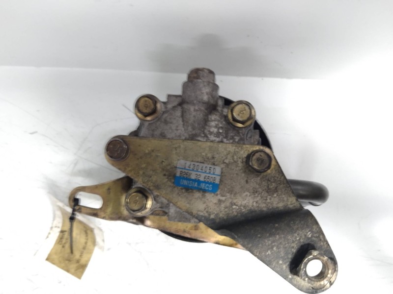 Recambio de bomba direccion para mazda premacy (cp) 1.9 16v cat referencia OEM IAM B26K32650B 14304050 