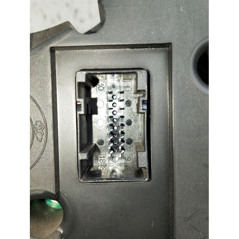 Recambio de cuadro instrumentos para alfa romeo gt (937_) 1.9 jtd (937cxn1b) referencia OEM IAM 110080264011 156050197 270206029