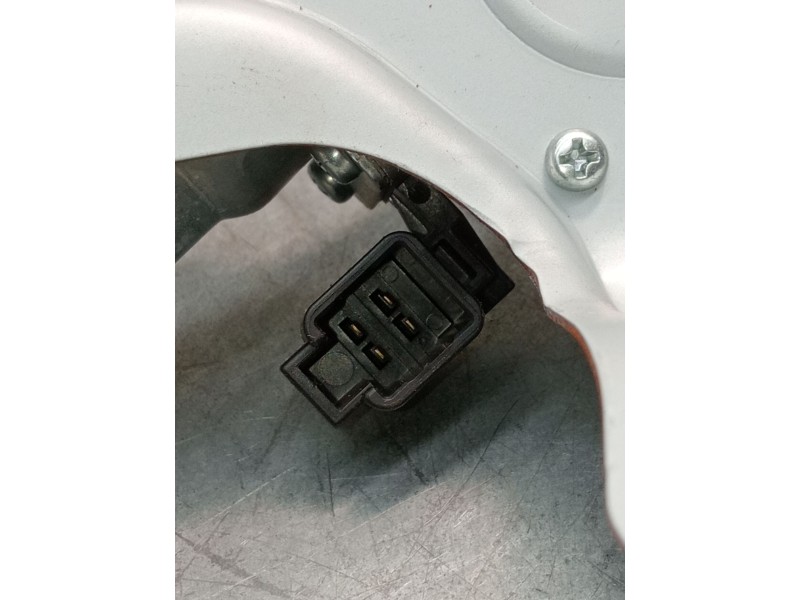 Recambio de motor limpia trasero para kia stonic (yb) 1.0 t-gdi referencia OEM IAM 98700H8000 035111900 