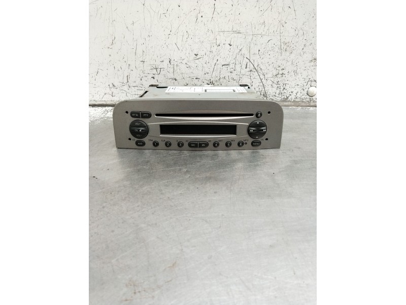 Recambio de sistema audio / radio cd para alfa romeo gt (937_) 1.9 jtd (937cxn1b) referencia OEM IAM   