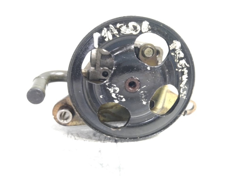 Recambio de bomba direccion para mazda premacy (cp) 1.9 16v cat referencia OEM IAM B26K32650B 14304050 