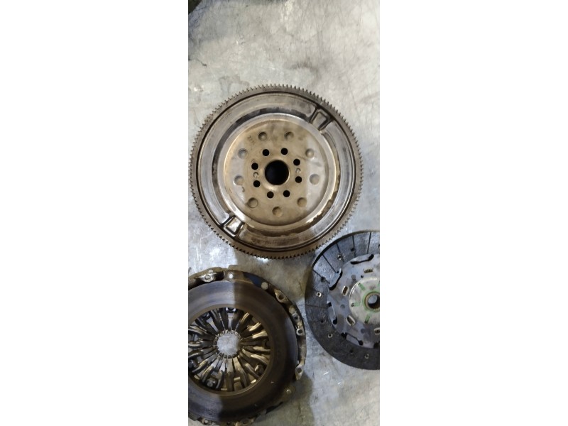 Recambio de kit embrague para opel zafira tourer selective referencia OEM IAM   