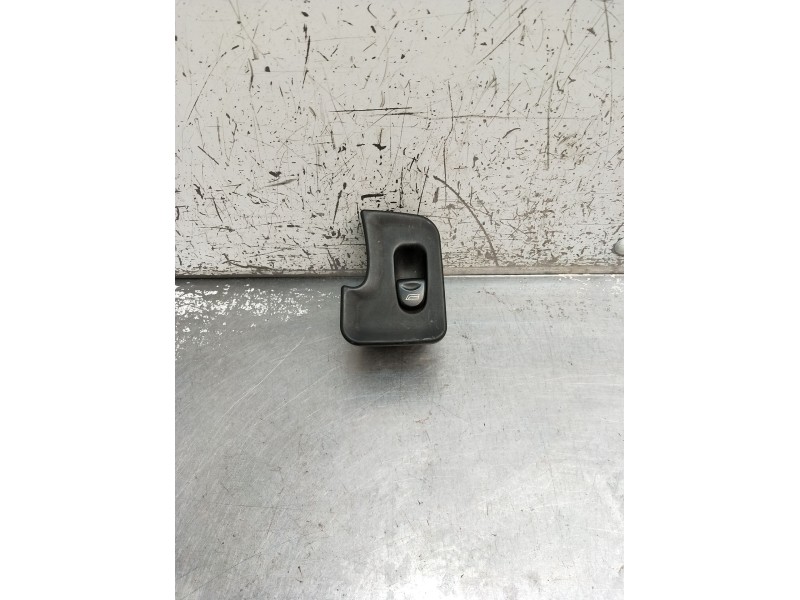 Recambio de mando elevalunas delantero derecho para alfa romeo gt (937_) 1.9 jtd (937cxn1b) referencia OEM IAM 735263170 3P 