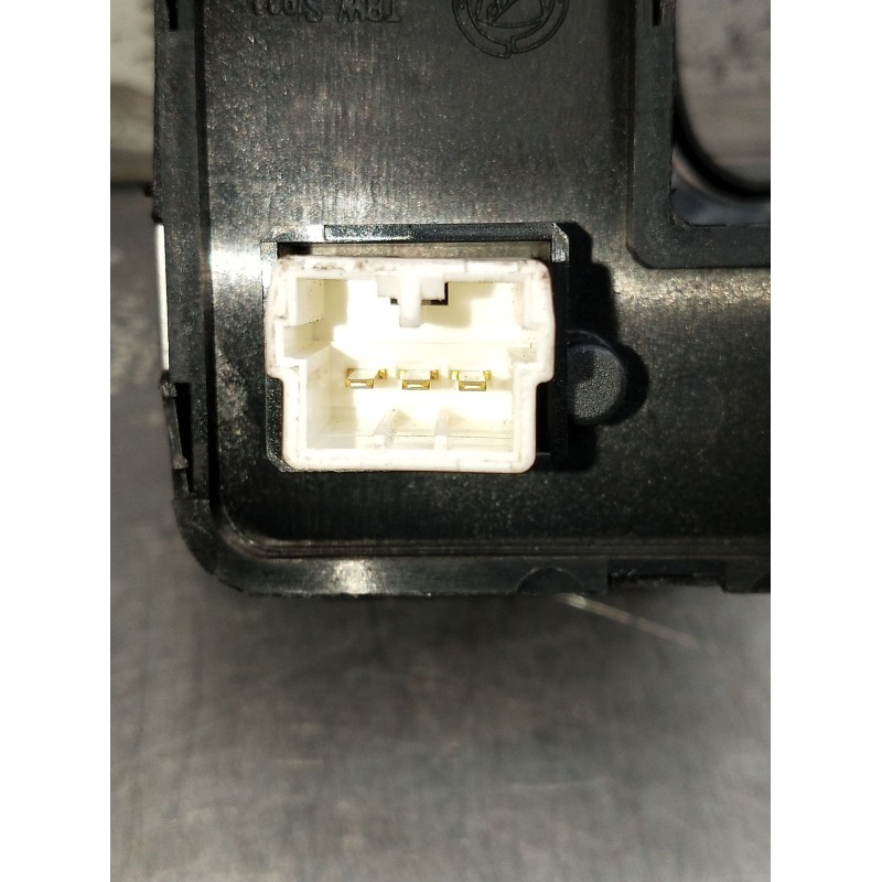 Recambio de mando elevalunas delantero derecho para alfa romeo gt (937_) 1.9 jtd (937cxn1b) referencia OEM IAM 735263170 3P 