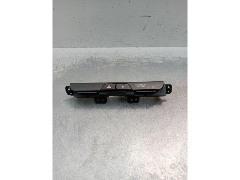 Recambio de mando multifuncion para kia stonic (yb) 1.0 t-gdi referencia OEM IAM 4D63611000 93790H8010WK 