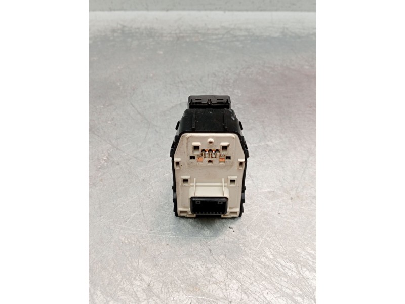 Recambio de mando multifuncion para kia stonic (yb) 1.0 t-gdi referencia OEM IAM 4D64801000  