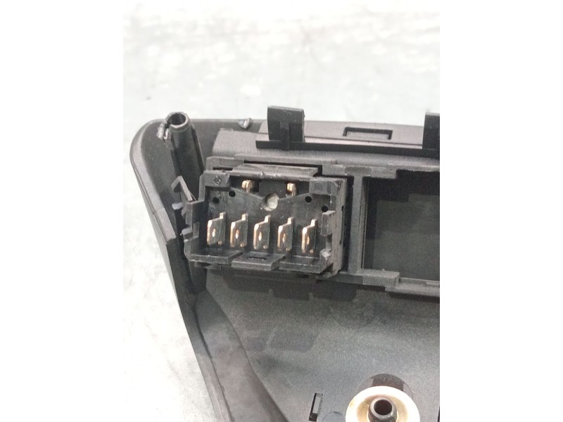 Recambio de mando elevalunas delantero derecho para citroën xantia (x1_, x2_) 2.0 i 16v referencia OEM IAM   