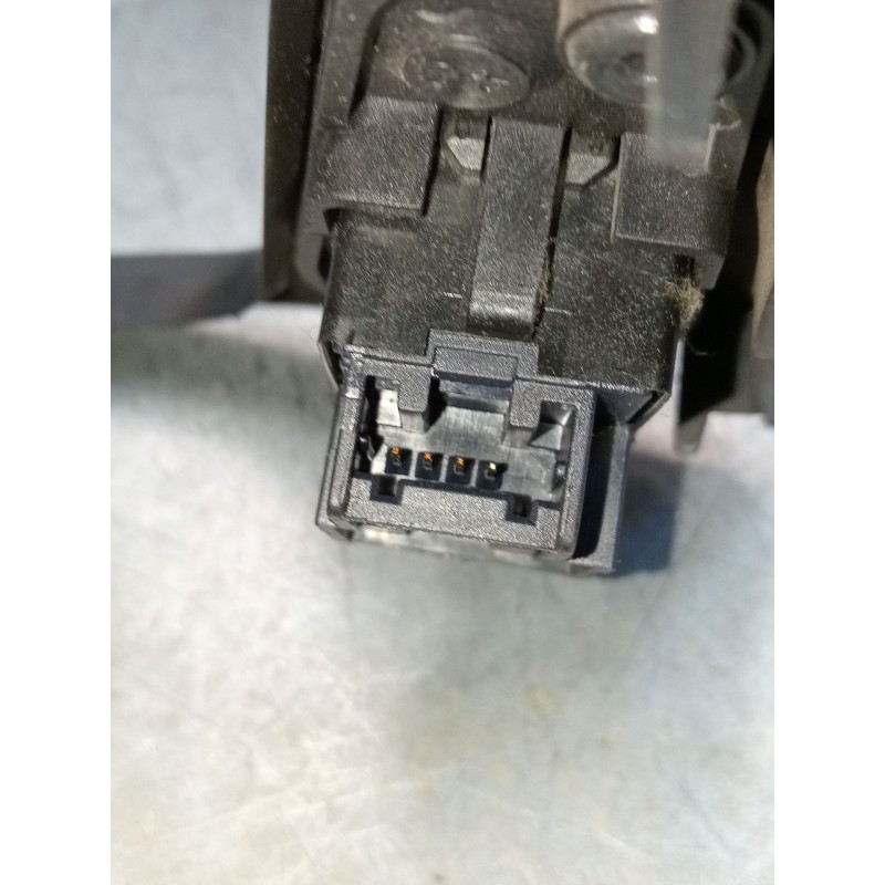 Recambio de mando elevalunas delantero izquierdo para citroën xantia (x1_, x2_) 2.0 i 16v referencia OEM IAM 9566650077  