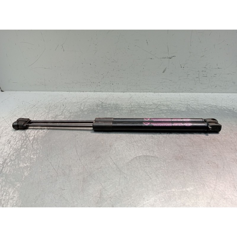 Recambio de amortiguadores maletero / porton para kia stonic (yb) 1.0 t-gdi referencia OEM IAM 81780H8410  